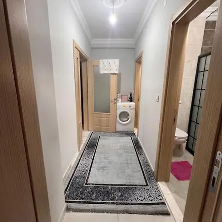 Sehir Ve Deniz Manzarali דירה